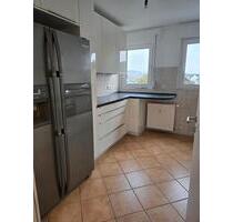 4 Zimmer Dachgeschoss Wohnung - 1.300,00 EUR Kaltmiete, in Kiedrich (PLZ: 65399)