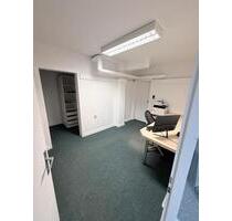 Büro Räumlichkeiten - 1.050,00&nbsp;EUR Kaltmiete, ca.&nbsp; 13,00&nbsp;m&sup2; in Göttingen (PLZ: 37085) Oststadt