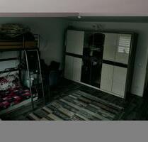 Möblierte, gepflegte und saubere Wohnung mit Hardeck-Einbauküche - Duisburg Walsum