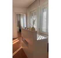 Büro Praxis Kosmetikstudio - 500,00&nbsp;EUR Kaltmiete, ca.&nbsp; 55,00&nbsp;m&sup2; in Offenburg (PLZ: 77652)
