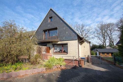 Foto - Einfamilienhaus 155qm, Grundstück 1430qm --von Privat--