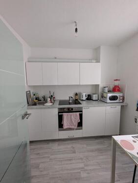 Foto - Eigentumswohnung, 2 Zi, Kü, Diele, Bad, renoviert 20062023