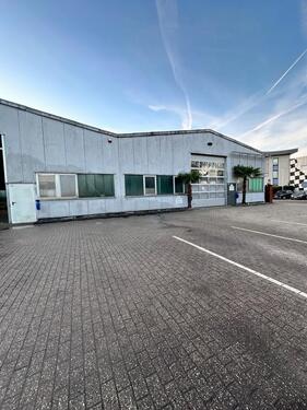 Foto - Zwei Gewerbehallen (ehem. Kfz-Werkstatt) in Dorsten-Wulfen