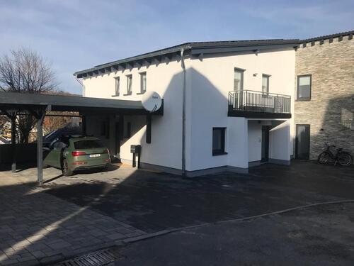 Foto - Attraktive 5-Zimmer-EG-Wohnung mit Einbauküche und Balkon in Mels