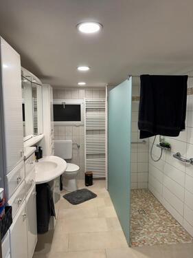 Foto - Helle 3 Zimmer Wohnung 90qm - 660,00&nbsp;EUR Kaltmiete, ca.&nbsp; 90,00&nbsp;m&sup2;