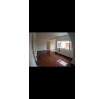 3 Zimmer Wohnung mit Balkon zum vermieten - Ludwigsburg Eglosheim