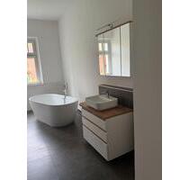 Geräumige 2-Raum-Wohnung mit Erker vis-a‘-vis zum Ruppiner See - Neuruppin Alt Ruppin