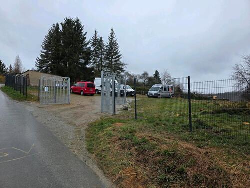 Foto - StellplatzAbstellfläche PKW, Wohnmobil, Anhänger, gesichert