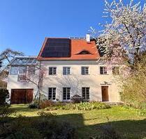 Großzügiges Landhaus + ELW 295qm Naturoase 3150qm PV Pellet - Wildenberg