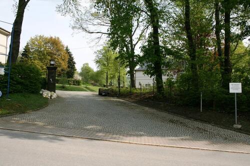 Foto - 3-Raum Dachgeschosswohnung in denkmalgeschützter Villa mit Park