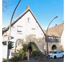 OHNE PROVISION Haus für eine große Familie - Duisburg Rheinhausen