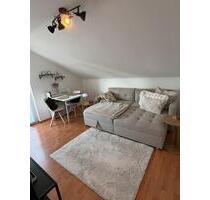 Tolle Wohnung mit Ausblick. Balkon. Stellplatz. - Petersberg