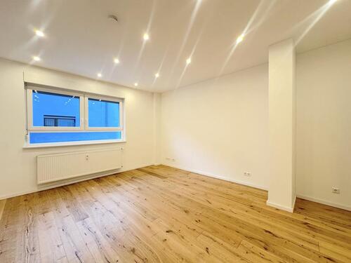 Foto - Kernsanierte Apartmentwohnung mit hochwertiger Einbauküche und ebenerdiger Dusche