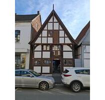 Schönes historisches Fachwerkhaus in der Kernstadt von Lemgo zu mieten.