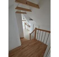 Frisch renovierte 2-Zimmer-Wohnung mit Balkon (Süd) & Einbauküche - Heide