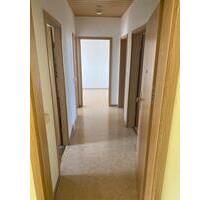 vermieten ab sofort eine schöne große 3 Raumwohnung in Artern