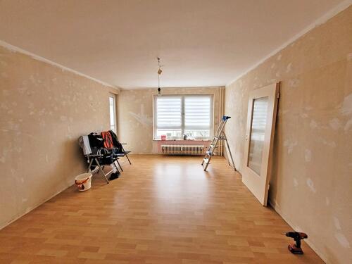 Foto - FRISCH RENOVIERT!!! Attraktive 3- Zimmerwohnung mit Balkon in der Jenaer Straße