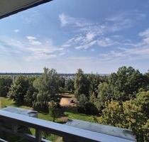 Kleine, feine Wohnung mit wunderschönem Ausblick!!! - Hohenstein-Ernstthal
