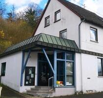 Provionsfrei: Vielseitiges Wohn - und Geschäftshaus - Herrstein