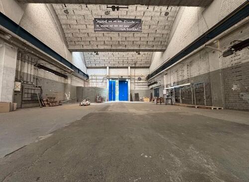Foto - Lagerfläche Halle – 228 m² zu vermieten - WasserAbwasserStrom