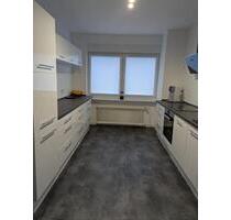 5ZKB mit Balkon - 950,00&nbsp;EUR Kaltmiete, ca.&nbsp; 130,00&nbsp;m&sup2; in Schiffweiler (PLZ: 66578)