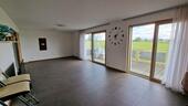 Foto - Exklusive 3-Zimmer-Maisonette mit Dachterrasse & Panoramablick ins Grüne – Nähe Landshut