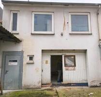 55 Quadratmeter und 55 Quadratmeter Garage für 130.000 mitten in - Wuppertal Eckbusch