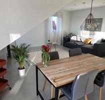 Moderne Dachgeschoss Wohnung (A+) mit vielen Extras in Karlshuld