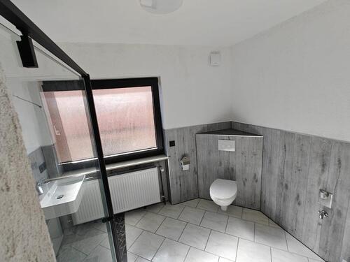 Foto - Gepflegte große 3 ZKB Wohnunung – Teilrenoviert – ab sofort frei!