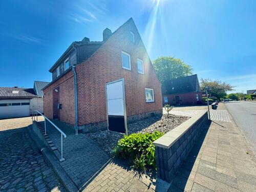 Foto - Bürohaus in Husum (25813) – ca. 100 m² auf 2 Ebenen