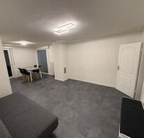 Helle 2 Zimmer Einlieger-Wohnung mit Einbauküche - Nidda