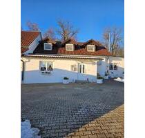 Haus Häuser auf großem Anwesen in SchöllnachNiederbayern