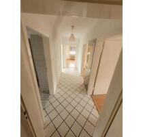 Tolle EG Wohnung 2,5 ZKBB in Salzkotten im 2 ZFH