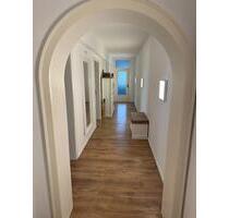 Traumhafte 3-Zimmer-Wohnung mit Dachterrasse & Bar in Neheim - Arnsberg Rusch