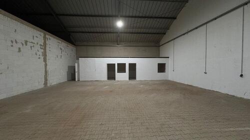 Foto - Gewerbehalle mit Sektionaltor in Dortmund - Wambel zu vermieten