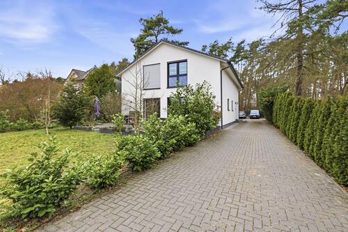 Foto - ***Großzügiges Wohnen im Grünen – EG mit Terrasse & Privatgarten***