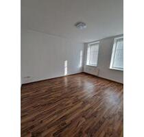 Helle 2-Zimmer-Wohnung im 1. OG in Aue zur Miete - Aue-Bad Schlema
