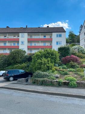 Foto - 2-Zimmer-Wohnung mit Balkon & EBK – kernsaniert -ab 01.01.2026