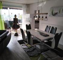 2 Zimmer 73qm, Küche, Bad, spert.WC, LoggiaBalkon, Keller - Porta Westfalica