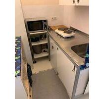 Möbliertes Apartment in Dresden-Strehlen – ab April