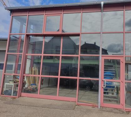 Foto - Halle Lagerhalle Werkhalle direkt in Donaueschingen