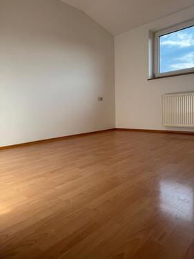 Foto - 2-Zimmer-DG-Wohnung mit Balkon und tollem Ausblick