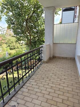 Foto - In Waldrandnähe - schöne Altbauwohnung mit Wintergarten, Balkon und Stellplatz