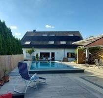 Mehrgenerationenhaus - 699.000,00&nbsp;EUR Kaufpreis, ca.&nbsp; 320,00&nbsp;m&sup2; in Ellwangen (Jagst) (PLZ: 73479)