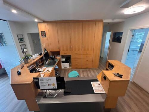 Foto - Charmante 120 m² Zahnarztpraxis mit 3 BHZ und 5 Stellplätzen zu vergeben