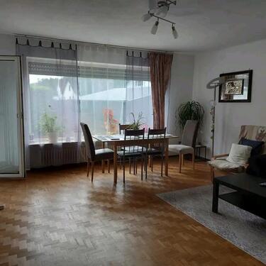 Foto - 5 Zimmer Mehrfamilienhaus, Wohnhaus in Berghülen