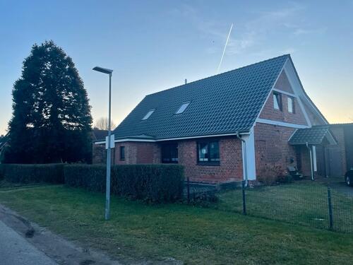 Foto - 8 Zimmer Einfamilienhaus zum Kaufen in Winsen (Luhe)
