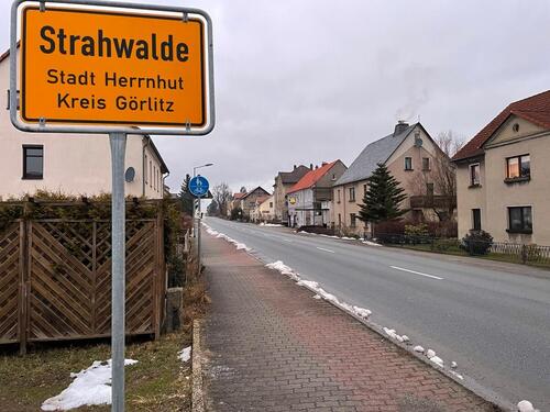 Foto - Große Garage zum kleinen Preis zu vermieten