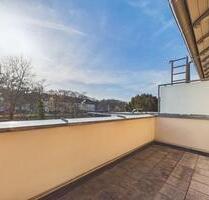 Erba Insel, zu Vermieten ist eine gepflegte moderne 2-Zimmer-Maisonette-Wohnung mit Küche und eigenem Parkplatz - Bamberg Gärtnerstadt