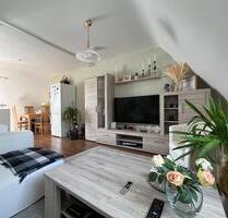Eigentumswohnung - Charmante DG Wohnung in zentraler Lage - Wedel